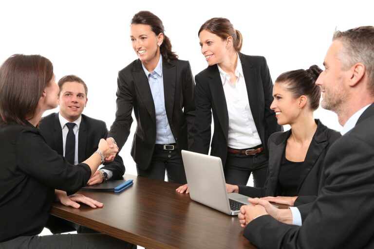 Comment trouver ses premiers clients ?